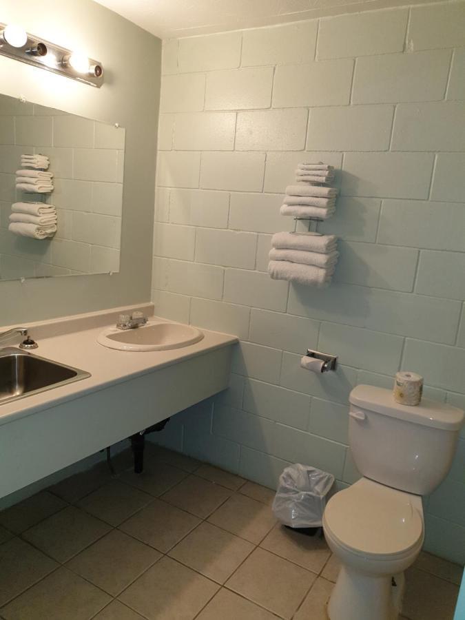 Chimo Motel Cochrane Zewnętrze zdjęcie