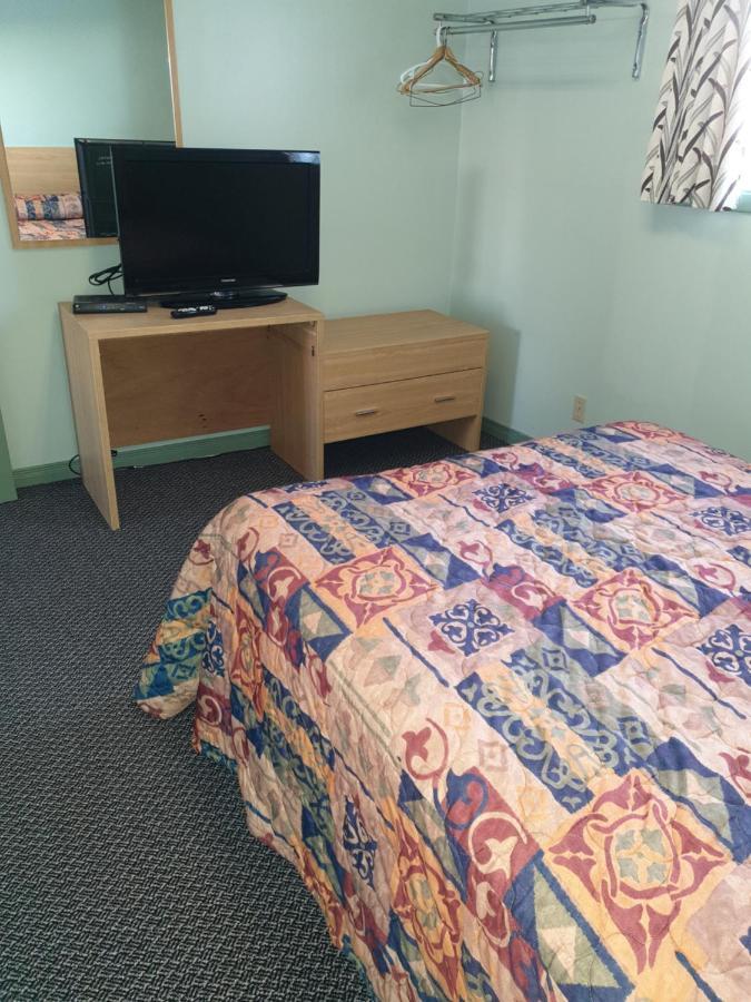 Chimo Motel Cochrane Zewnętrze zdjęcie