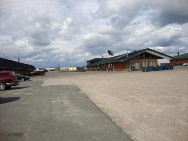 Chimo Motel Cochrane Zewnętrze zdjęcie